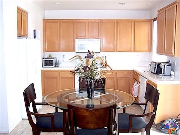 Building Photo - 37840 Satinwood Ln