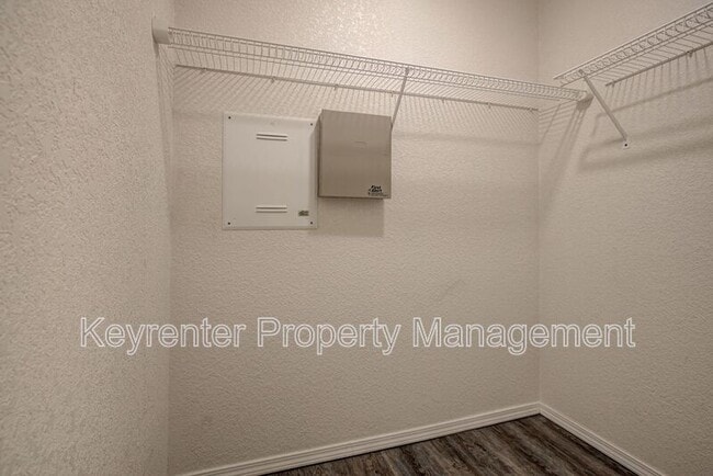 Building Photo - 15405 Acacia Rd