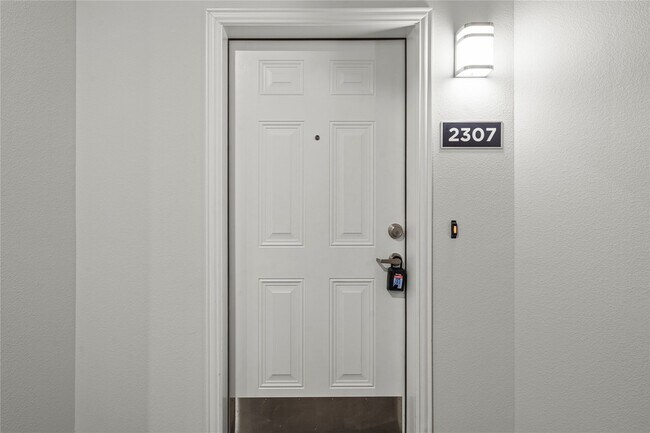 Building Photo - 651 North Watters Road