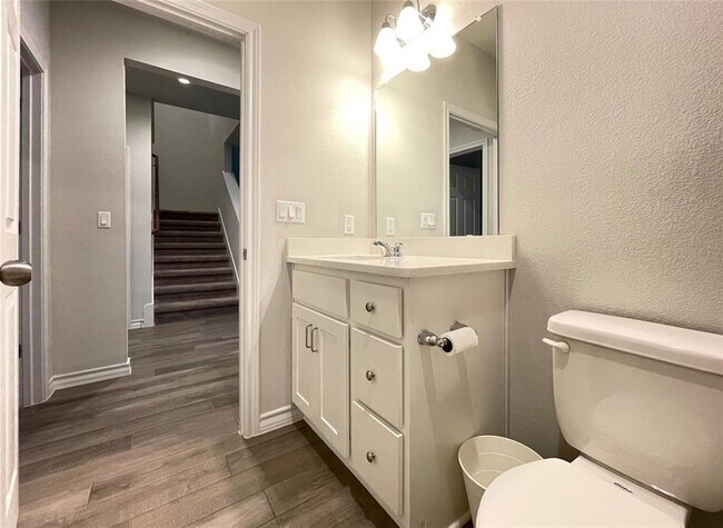 Building Photo - 1603 Denesa Dr