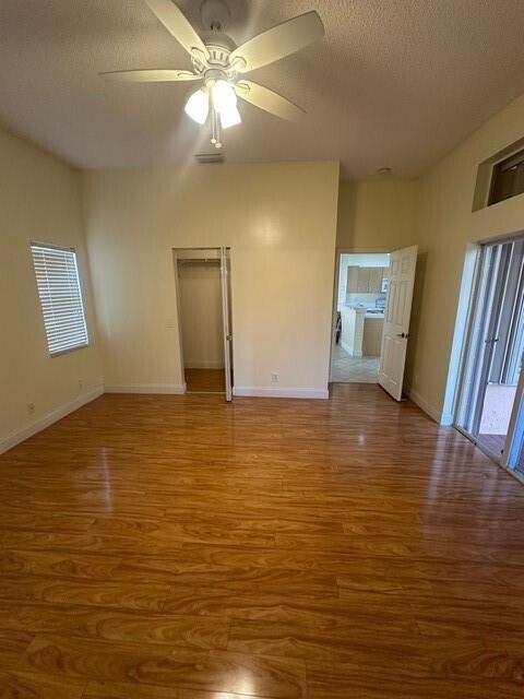 Building Photo - 1572 Banyan Way