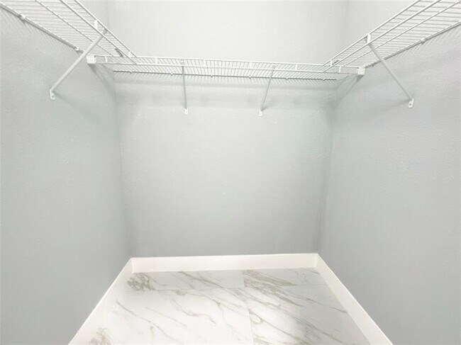Building Photo - 2310 Shoma Ln