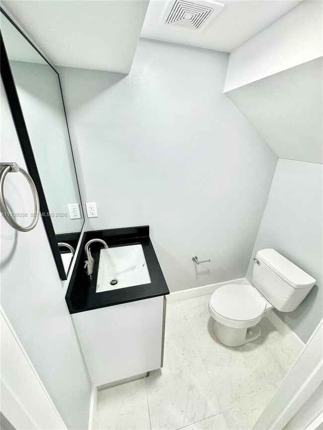 Building Photo - 928 NW 2nd St