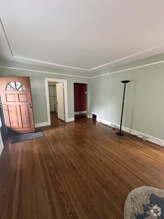 Building Photo - 508 N San Mateo Dr