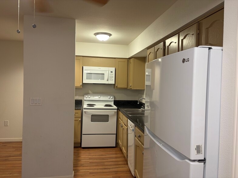 Appliances included - 3022 Forest Ln