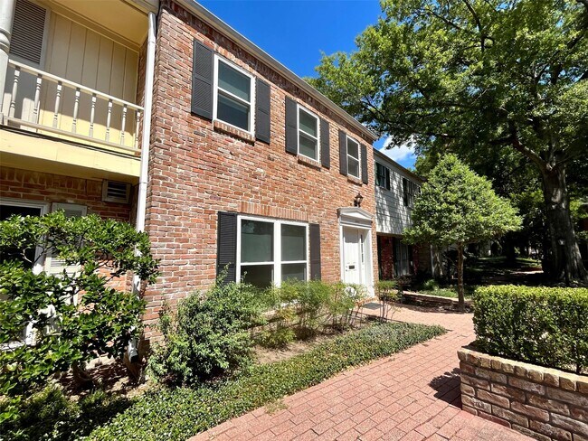 Building Photo - 6434 Burgoyne Rd