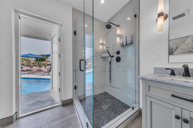 Building Photo - 3108 NE 42nd Ct