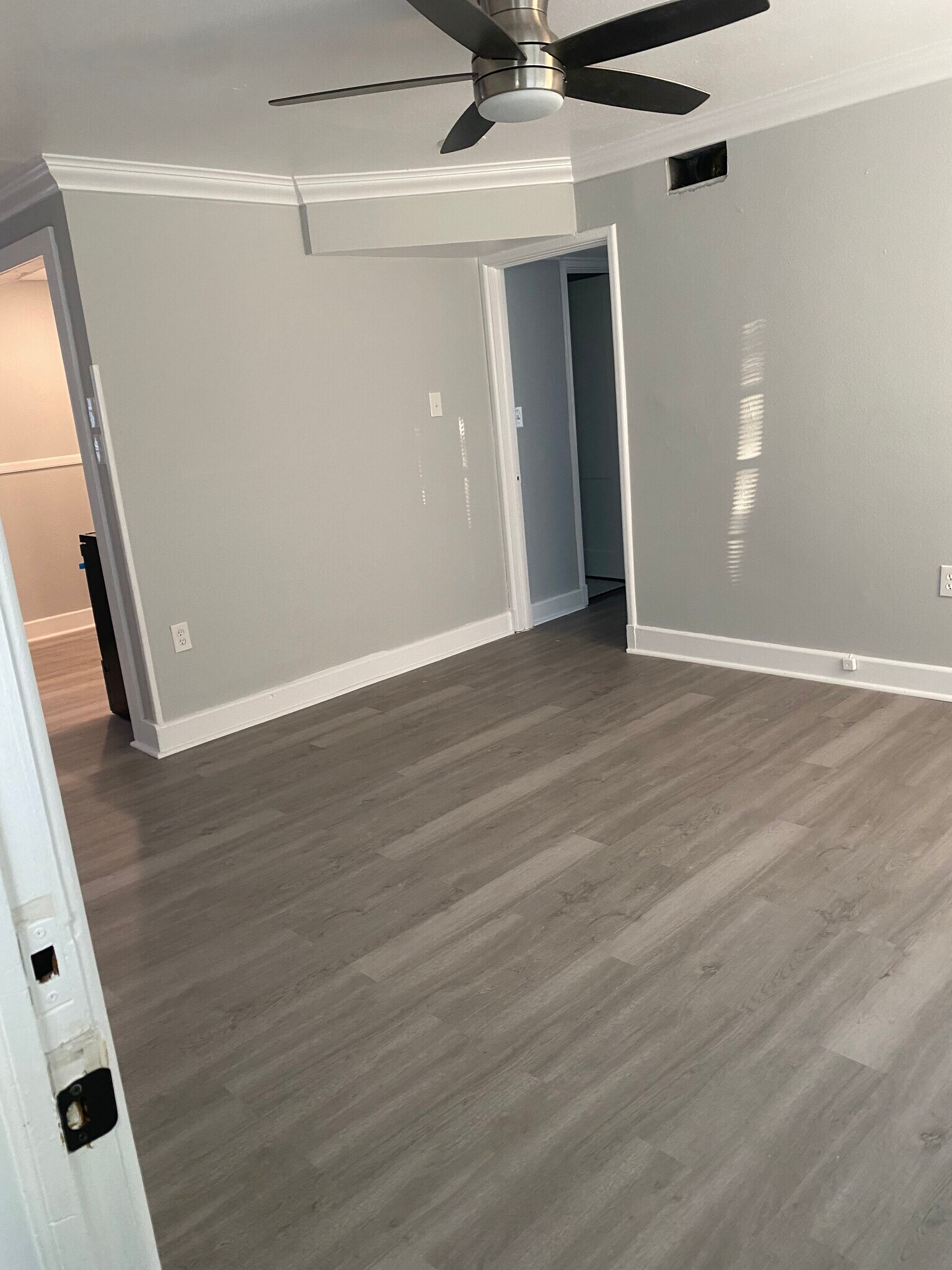 Building Photo - 1820 Metairie Rd