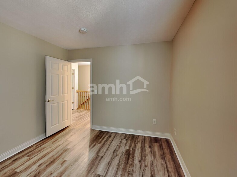 Building Photo - 6213 Womersley Dr