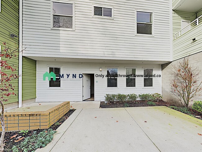 Building Photo - 2 br, 2.5 bath  - 519 T St Unit 102 Apt 102