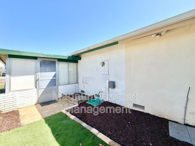 Building Photo - 27961 Winged Foot Dr