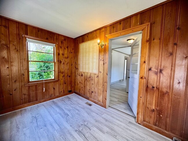 Building Photo - Convenient and Comfy home in Franklinton