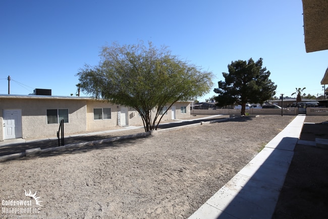 Building Photo - Charming 2Bdm 1Ba Located in Central Las Vegas
