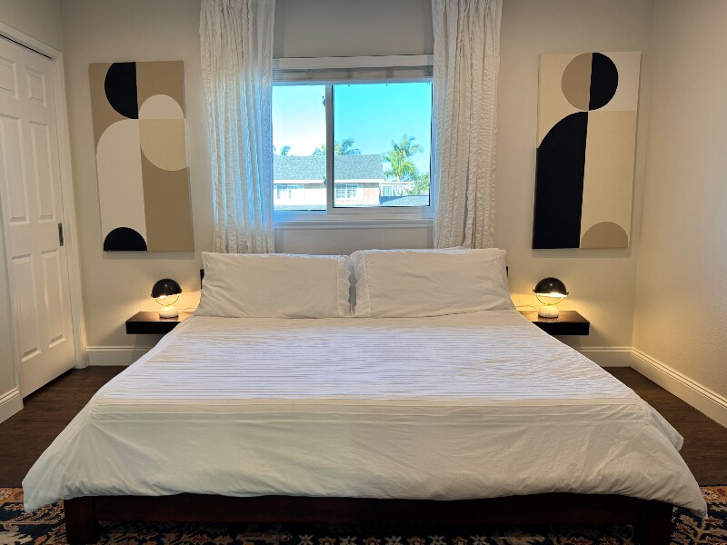 Building Photo - 6902 Vista Del Sol Dr