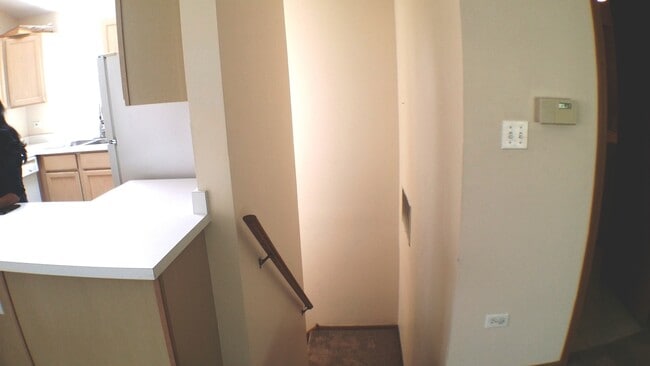 Building Photo - 1934 Heron Ave