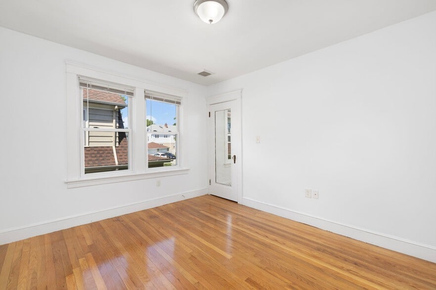 Building Photo - 61-63 Jastram St