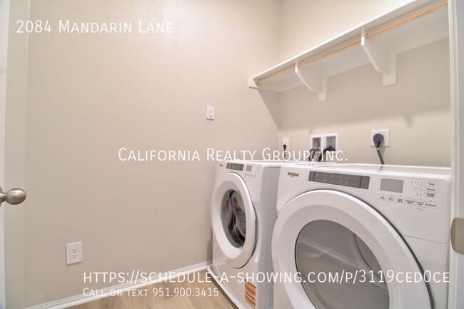 Building Photo - 2084 Mandarin Ln