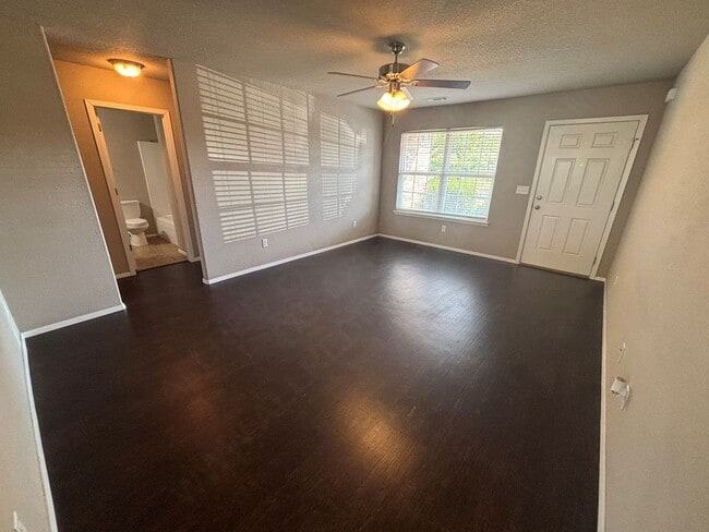 Building Photo - Beautiful Home In Centerton, LAWN MAINTENA...