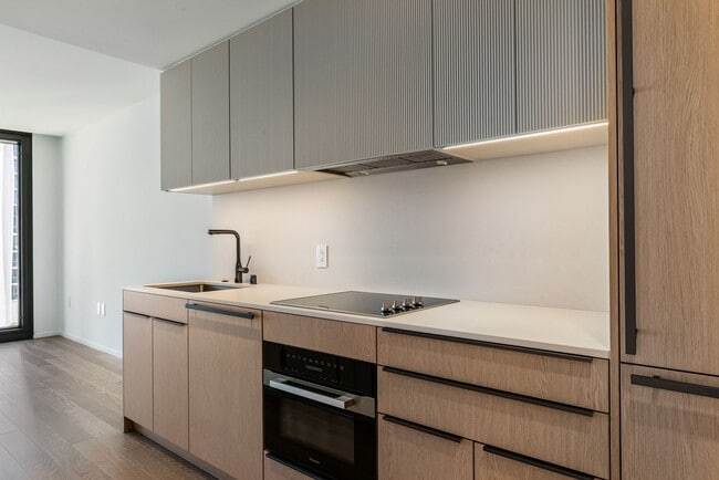 Building Photo - Brand New Luxury Studio at Park Ward Village | Ward Village