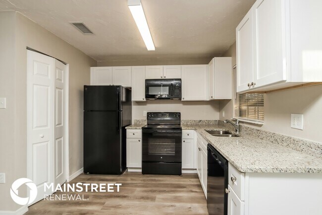 Building Photo - 674 Altamira St NW