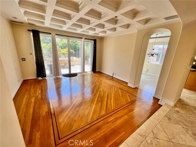 Building Photo - 224 Cll De Madrid