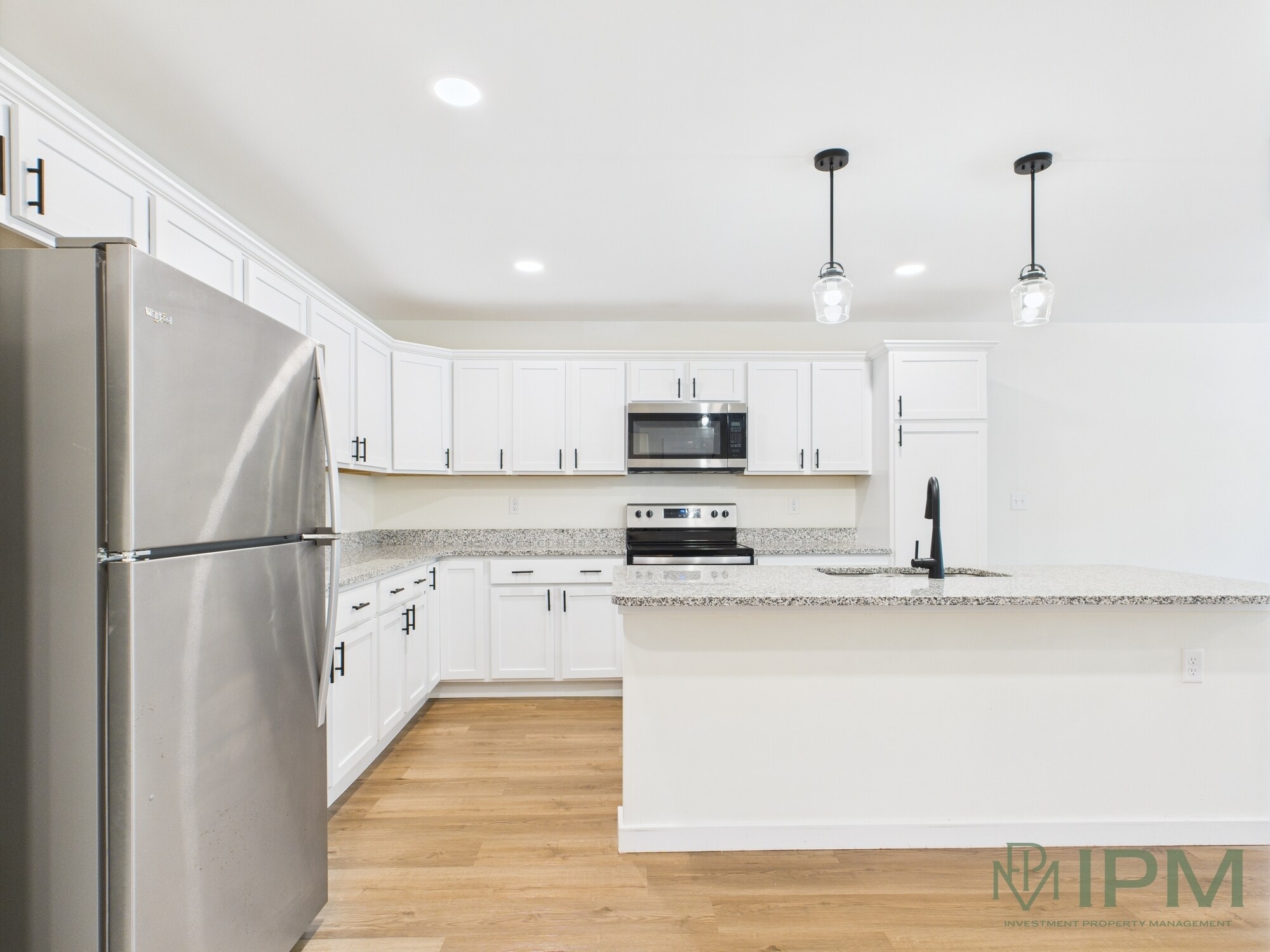 Building Photo - 2585 Emma Ln