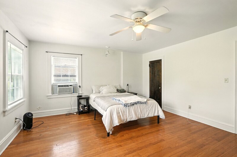 Building Photo - 2341 S Overlook Rd