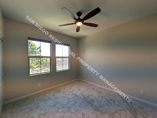 Building Photo - Spectacular Sorrento Valley View Home Avai...