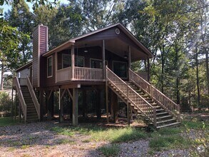 Building Photo - 4205 Glenn Rd
