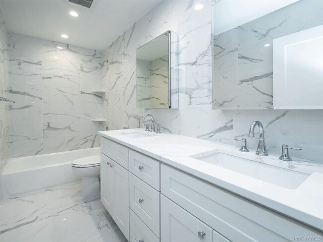 Building Photo - 35 B Dunwood Rd