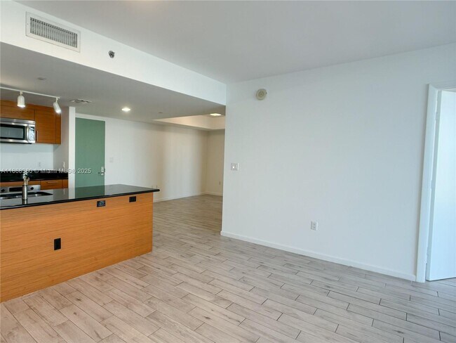 Building Photo - 50 Biscayne Blvd