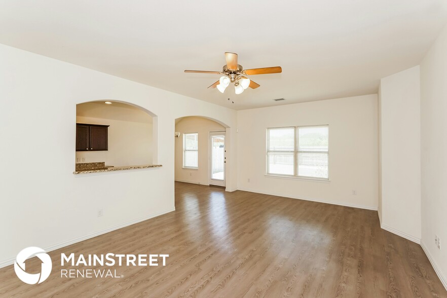 Building Photo - 1609 Portofino Dr