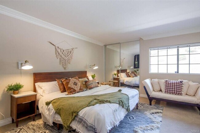 Building Photo - Furnished with Golf Course View in Laguna Niguel