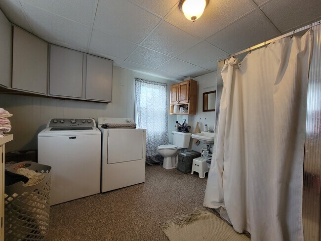 Building Photo - 480 Kutztown Rd