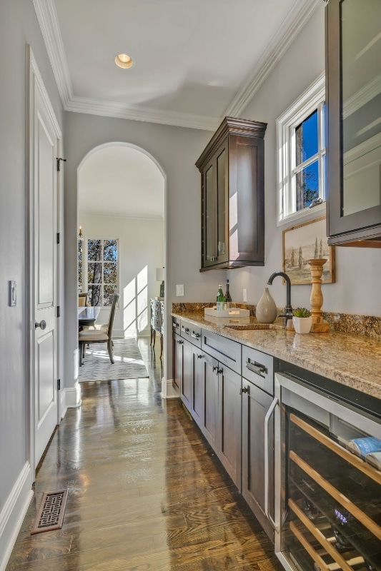 Building Photo - 1127 Glendale Ln