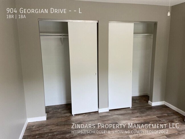 Building Photo - 904 Georgian Dr