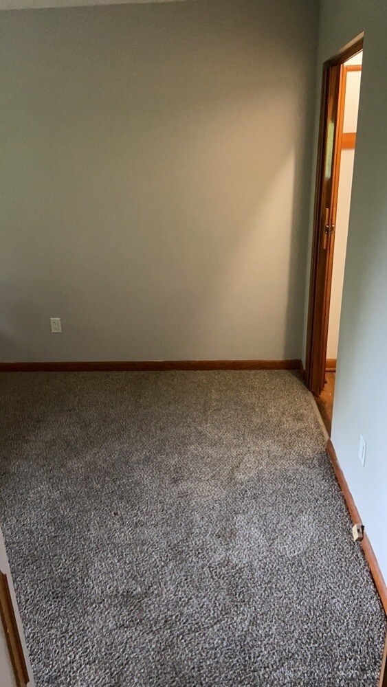 Building Photo - 536 S Main St