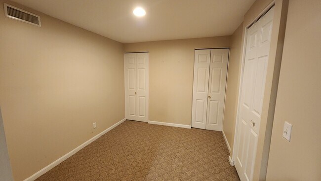 Building Photo - 1523 Schumacher Dr