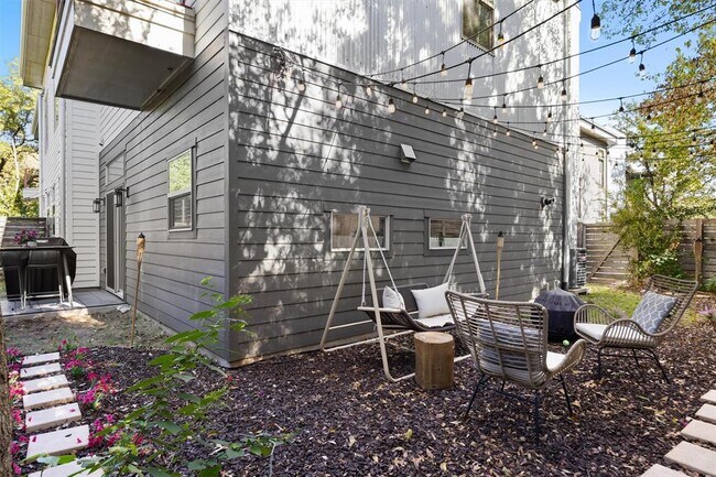 Building Photo - 3504 Clawson Rd