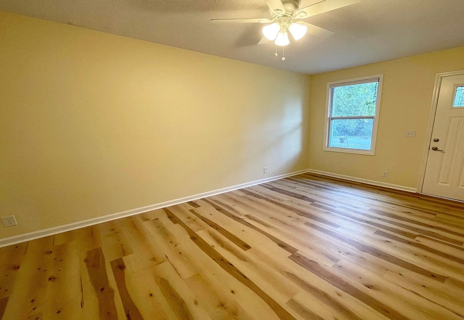 Building Photo - 4003 Lawing Dr