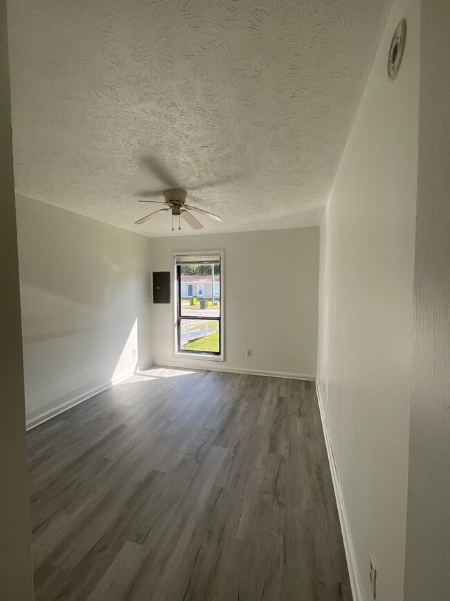 Building Photo - 1436 Tangora Ln