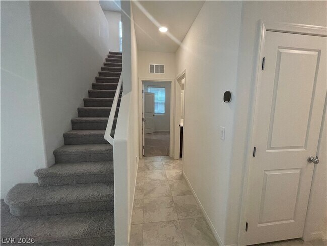 Building Photo - 8739 Beverly Grv Ct