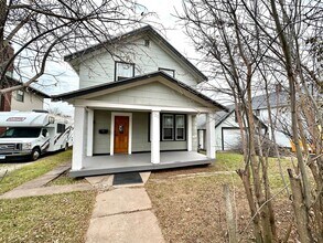 Building Photo - Available June 1st - Beautifully Renovated 4 Bed 1 Bath w/ Garage