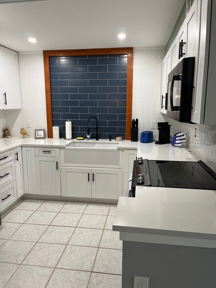 Building Photo - 2700 N Highway A1A