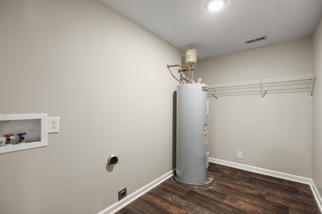 Building Photo - 3302 Possum Trot Rd