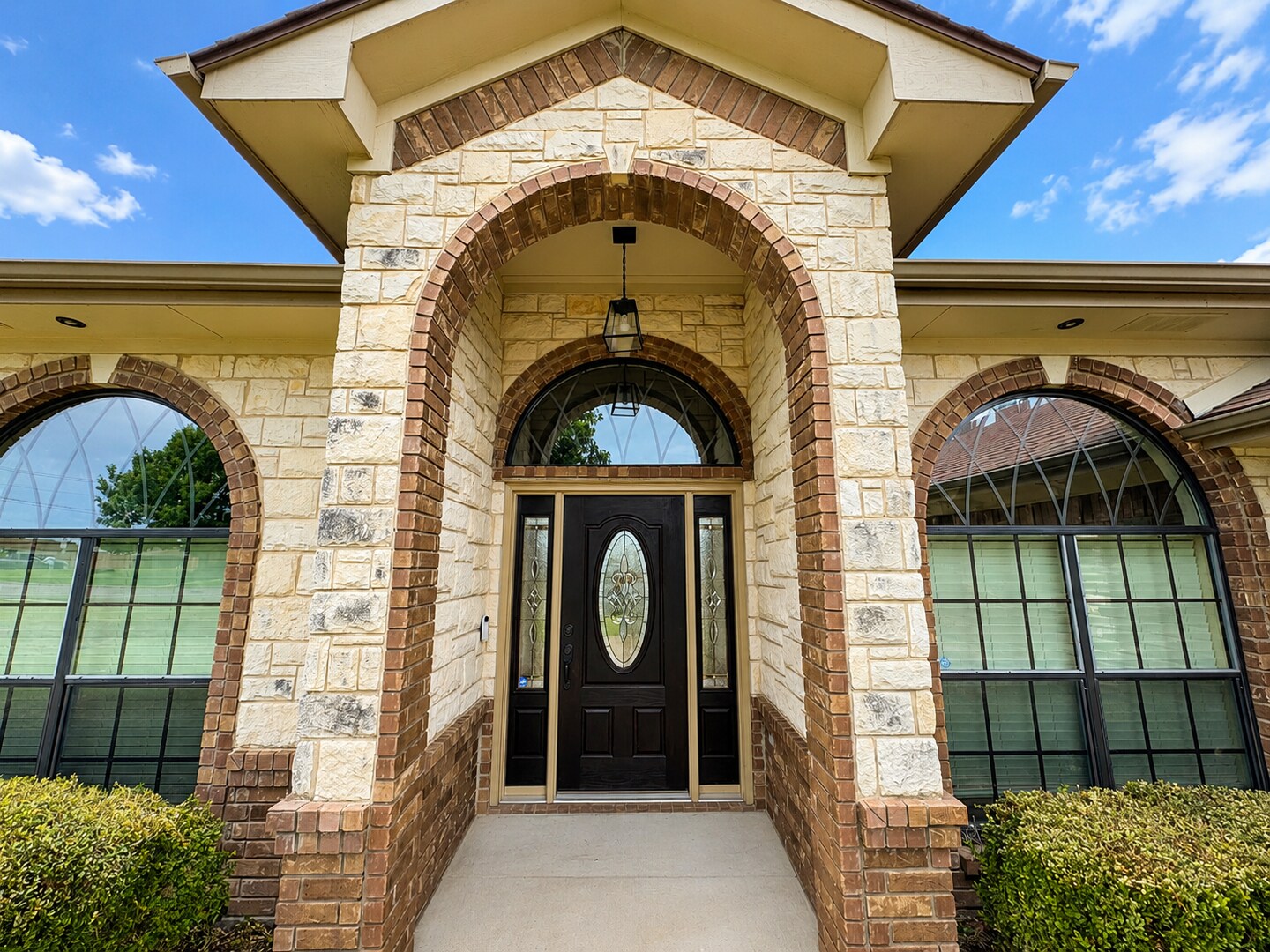 Building Photo - 5702 Graphite Dr