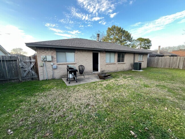 Building Photo - 24131 Tayloe House Ln