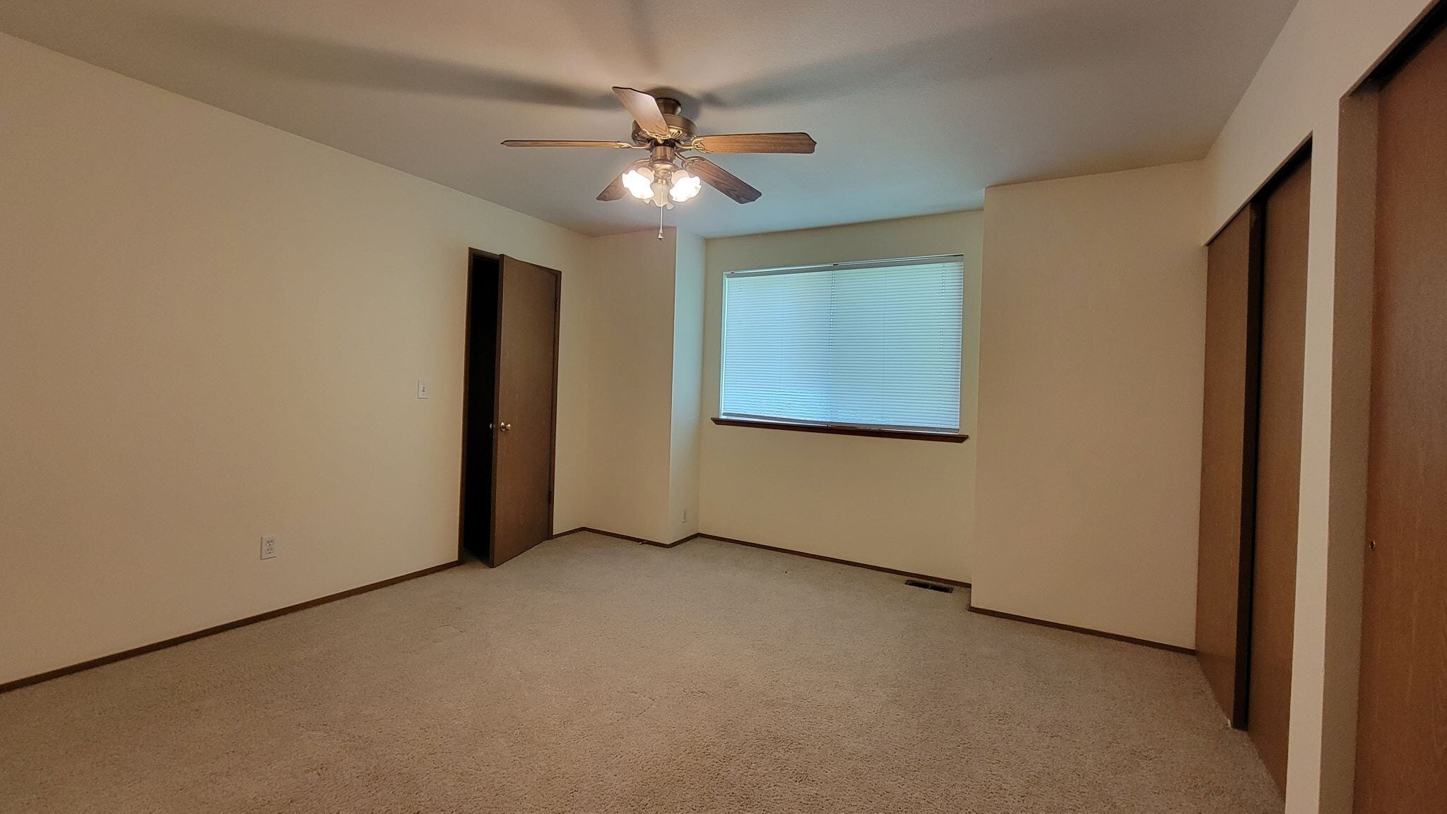 MASTER BEDROOM - 1800 11th Ave