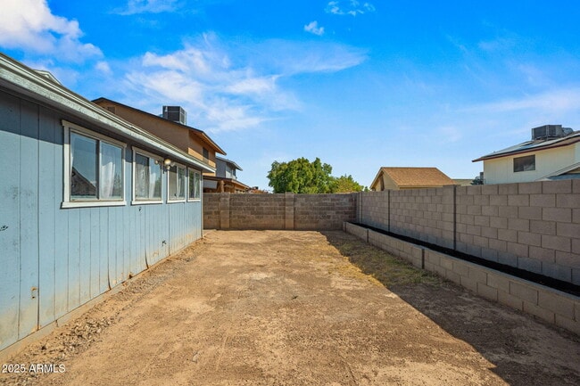 Building Photo - 4438 N 84th Ln