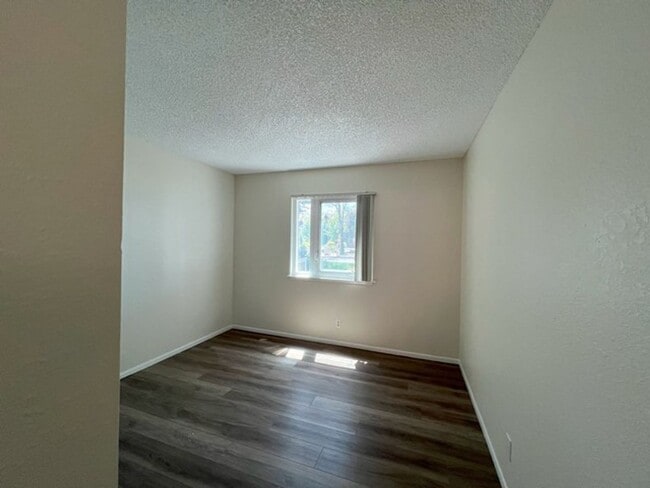 Building Photo -  Woodchase Two Bedroom Apartment